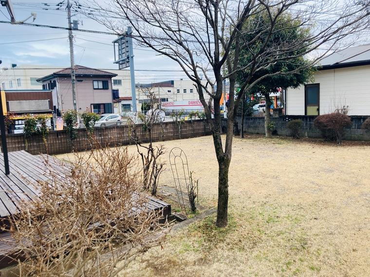 堀西戸建の庭