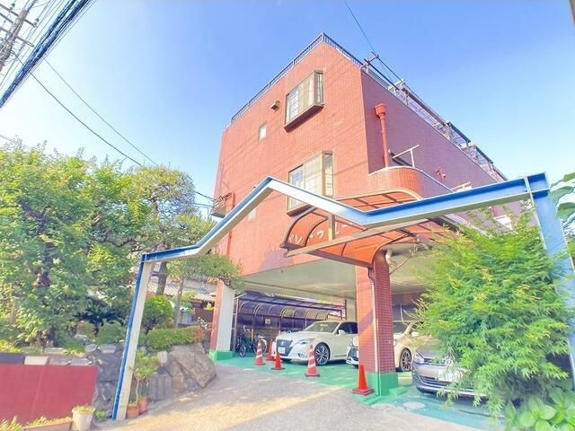 パレドゥユー