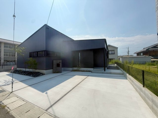 守山市矢島町　新築戸建ての外観