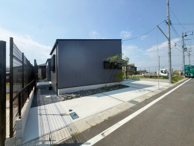 守山市矢島町　新築戸建ての外観