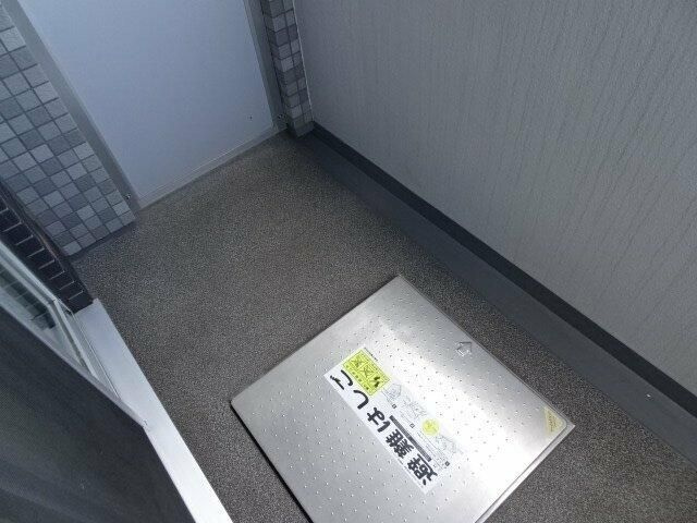 【バルコニー】