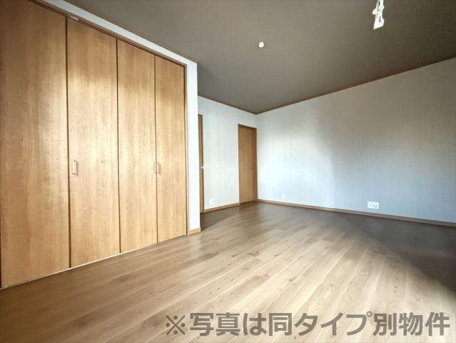 篠原コーポラス２の居間・リビング