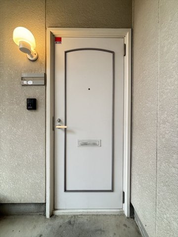 サンライズハイツの玄関