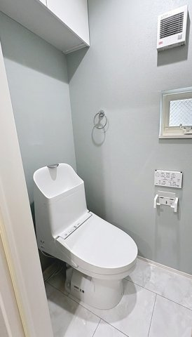 鵜の木12516戸建 のトイレ