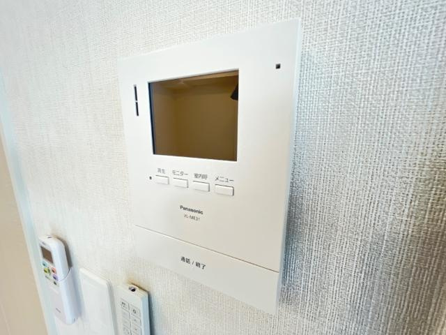 アンソレイユの内装|カメラ付インターホン