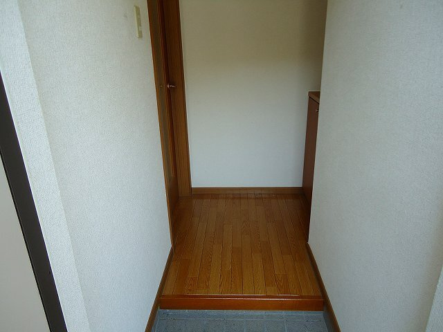 プラティークＡの玄関