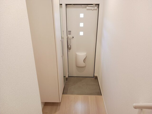 レスポワール　Ｄの玄関
