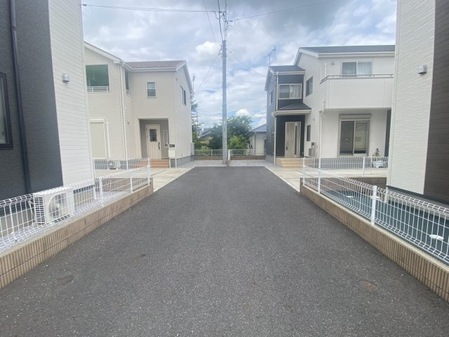 真岡市長田　築浅美邸の区画図|〇協定道路〇
南道路6ｍから奥まった配置。道路幅約4ｍ（通行地役権設定）
※2026年7月撮影