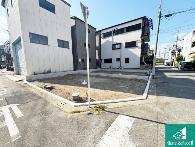 堺市堺区大浜中町　第4期　新築一戸建ての外観|周辺は落ち着いた街並みの住宅地！子育てがしやすい住環境です！まだ未完成ですが、現地でしかわからない事もございます。是非一度ご覧ください。