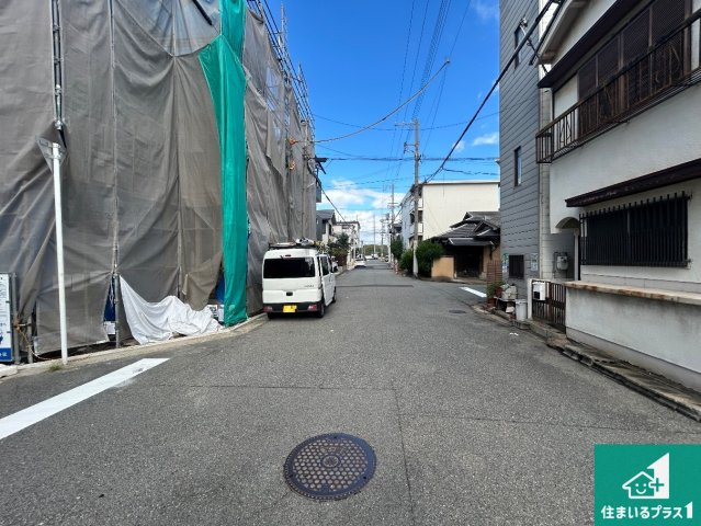 堺市堺区大浜中町　第4期　新築一戸建ての前面道路含む現地写真|周辺は閑静な住宅街です。前面道路もしっかりと有りますので車の出し入れも安心ですよ！