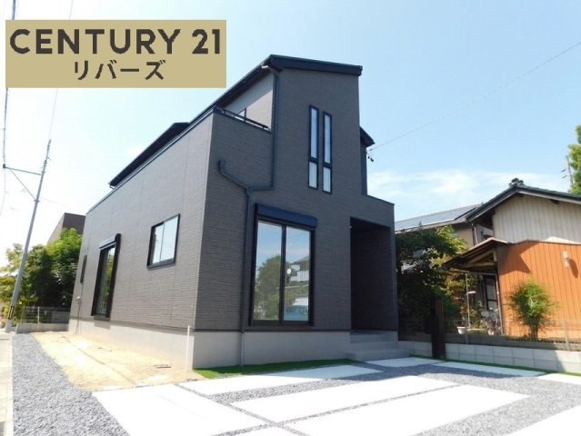 海部郡大治町大字堀之内字郷中の新築一戸建の前面道路含む現地写真|☆太陽光パネル搭載☆　　いつでもご案内出来ます♪（お問合せ当日、平日、水曜、夜間もＯＫ）　長期優良住宅♪　南東角地！　駐車並列３台ＯＫ　全居室南向き　小学校徒歩５分♪　スーパー徒歩２分♪　住環境良好！