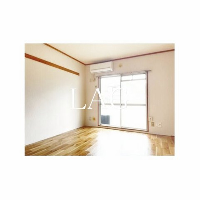 【居間・リビング】 | メゾン・ルミエール | 洋室のお部屋です。