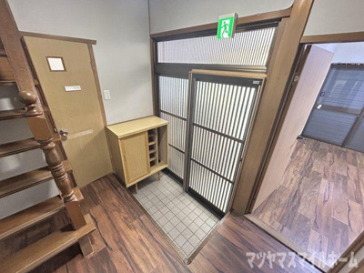 【玄関】 | 岸和田3丁目戸建賃貸