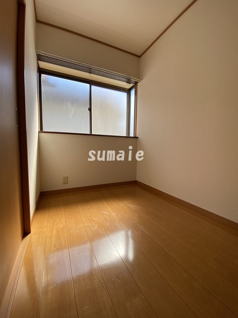 ハイツマコトAの洋室
