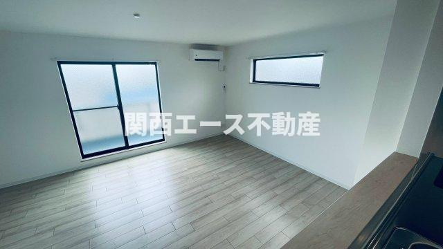  | LIB HIRAOKA
