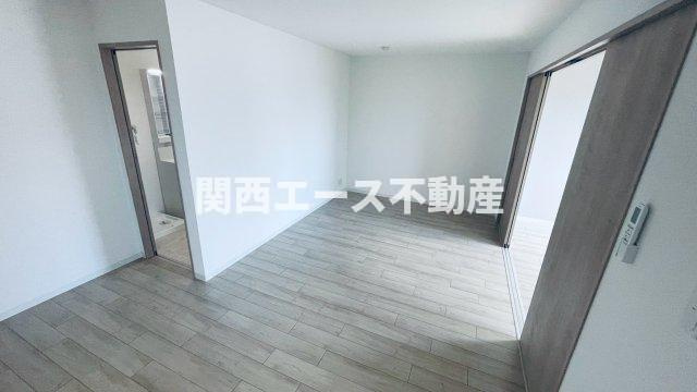  | LIB HIRAOKA