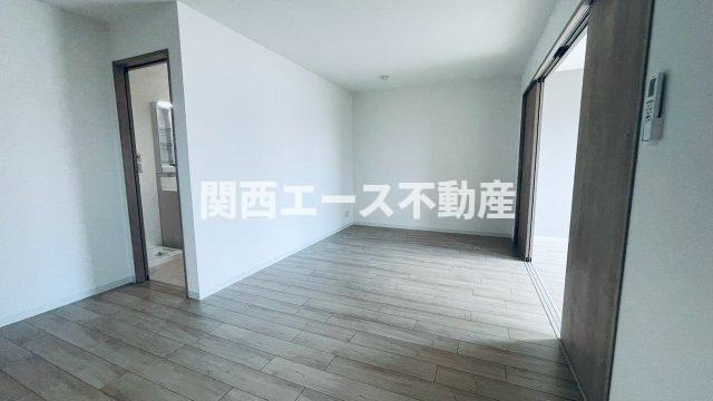  | LIB HIRAOKA