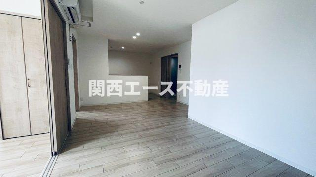  | LIB HIRAOKA