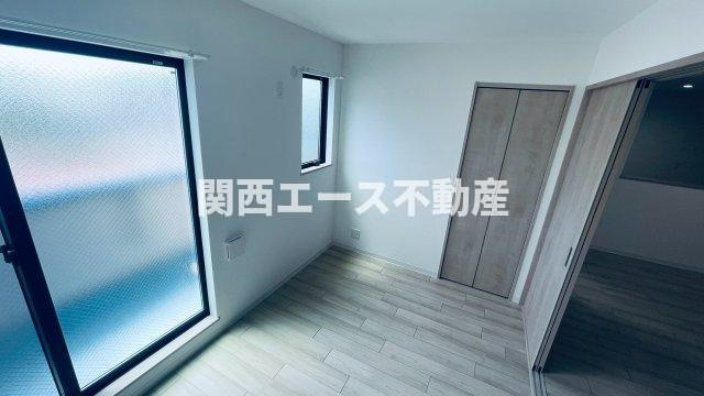  | LIB HIRAOKA