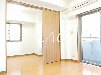 【居間・リビング】 | ヴェルディーク浅草 | 洋室のお部屋です。
