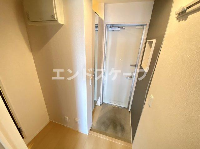 オペラハウス上大島　Ｃの玄関|高崎、前橋、伊勢崎エリアのお部屋探しはエンドスケープまで！お客様の理想お聞かせ下さい♪
設備、クロスの色が異なる場合があります。
