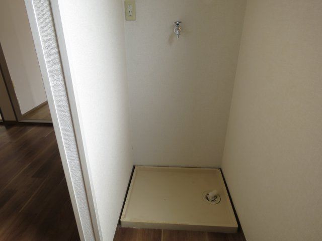 プリムヴェールＡのその他|洗濯機置場