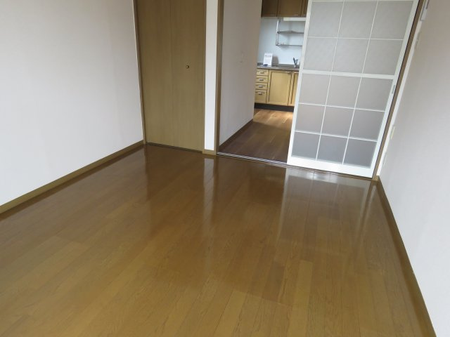 プリムヴェールＡの洋室