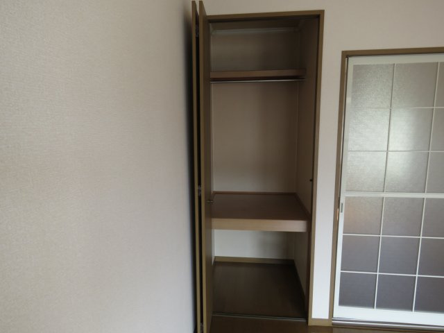 プリムヴェールＡの収納