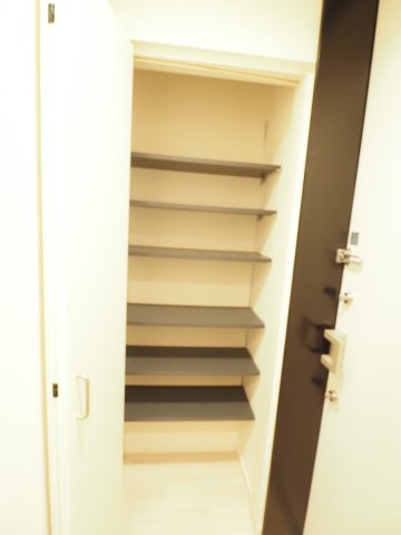 【収納】 | La Vita Felice | ※同物件の別部屋参考写真です。