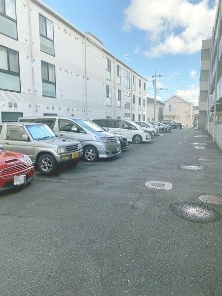 パークコートＺＡＭＡの駐車場