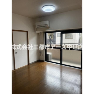 【居間・リビング】 | パルテ西山 | パルテ西山　は三都市アース中延店へお任せください！　ご内覧可能なお部屋は物件現地お待ち合わせご案内可能です！