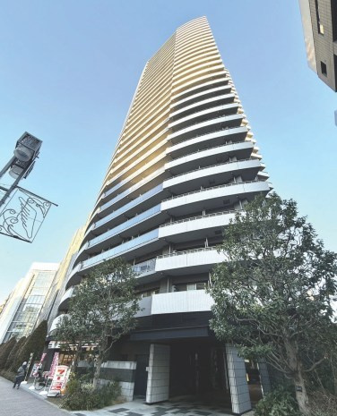 ルミナリータワー池袋の外観|平成２５年築・２４時間有人管理のタワーマンション、ルミナリータワー池袋は即日現地案内可能となっておりますので、お気軽にお問い合わせください！