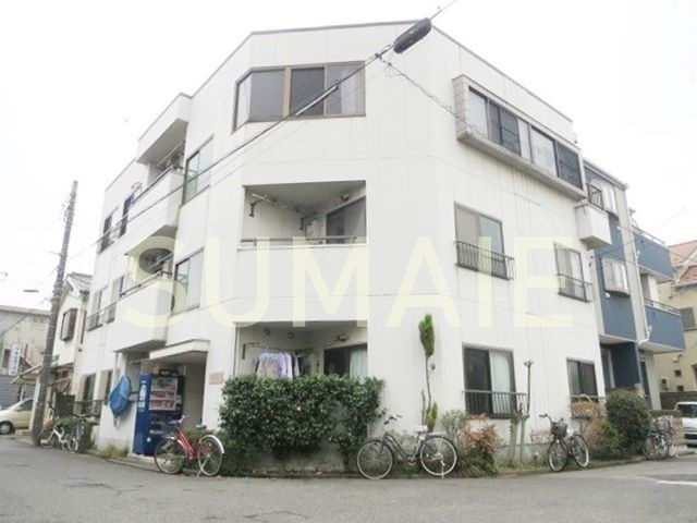 パークサイドＲの外観|3階建て鉄骨造マンションです☆