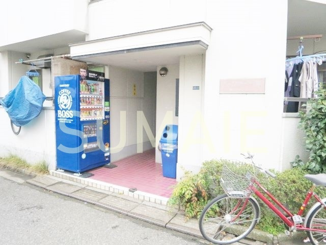 パークサイドＲのエントランス|建物入り口です☆