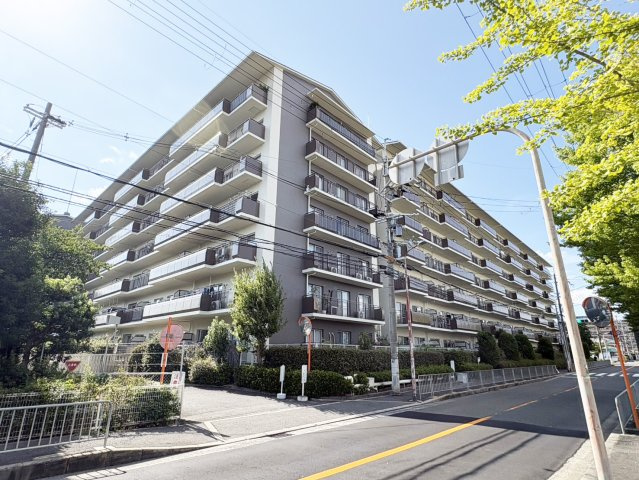マイシティー高槻の外観