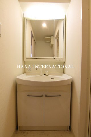 グランドゥール南行徳の洗面所