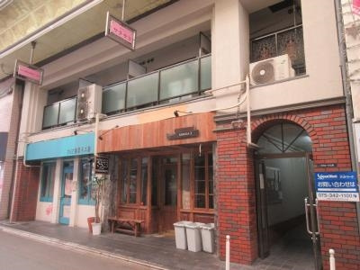 アスビール三条の外観