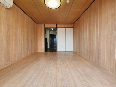 アスビール三条の洋室