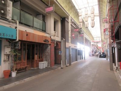 アスビール三条の周辺|前面道路（三条会商店街）