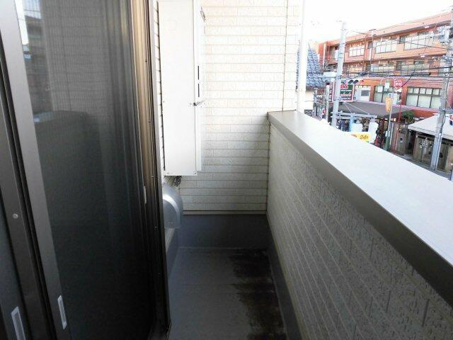 ラッフルズ自由が丘のトイレ|落ち着いた色調のトイレです