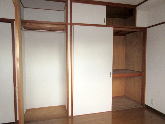 アーバンクレセントの収納|★壁一面の収納★