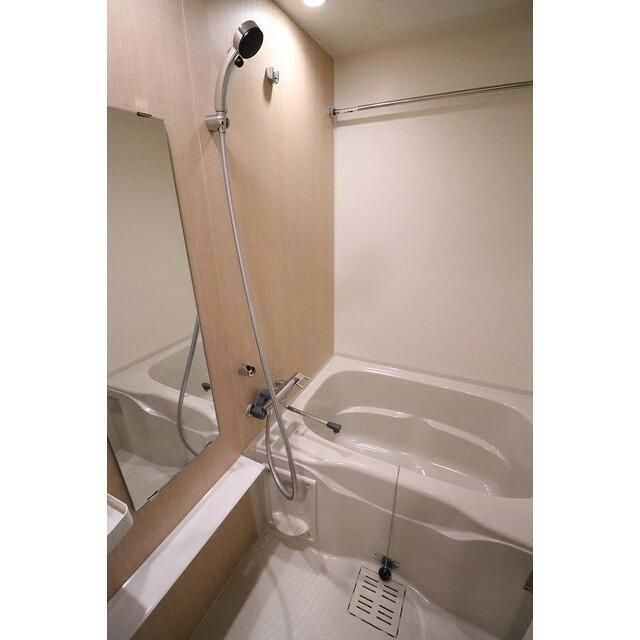 ベルファース駒沢三丁目の浴室