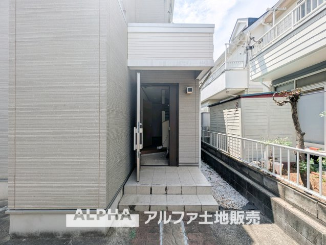 小平市学園東町の中古一戸建