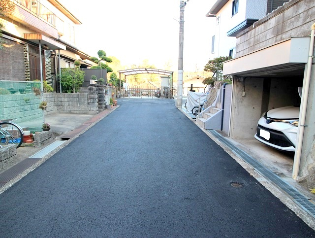 【前面道路含む現地写真】 | □■妙見坂2丁目　戸建■□