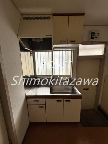 幡ヶ谷３丁目アパートのキッチン