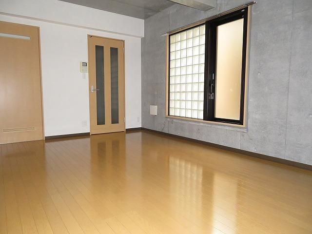 【寝室】