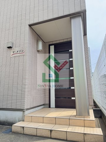マメゾンのエントランス