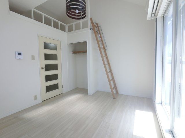 ローズアパートＱ６５番館の寝室