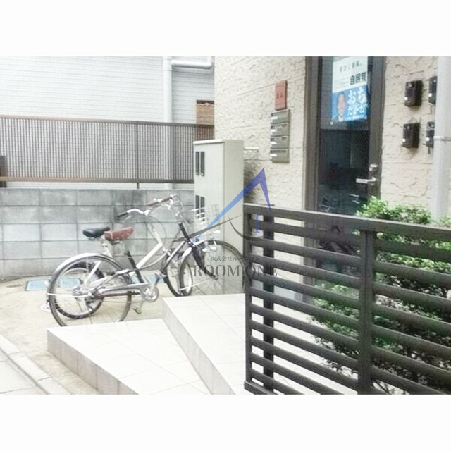 城山のエントランス|エントランスです。