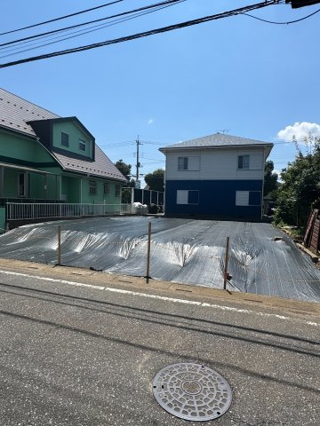 所沢市中富南売地の外観|約52.65坪のゆとりある敷地スペース。日当たりと風通りに恵まれた快適な住環境です。広さにゆとりがあるため、プライベートなお庭の確保や並列駐車スペースの配置など、自由度の高いプランが検討できます。